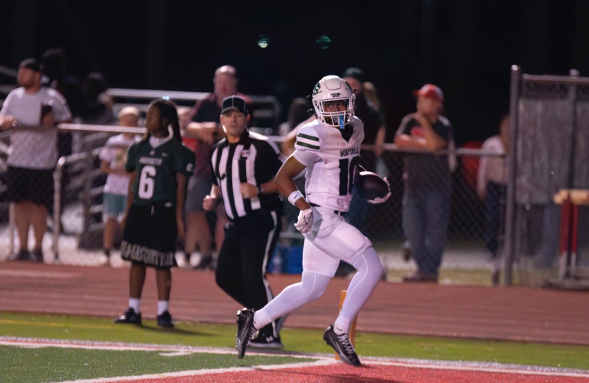 Tydarian Harrison Huntsville High School Wide Receiver Game Action